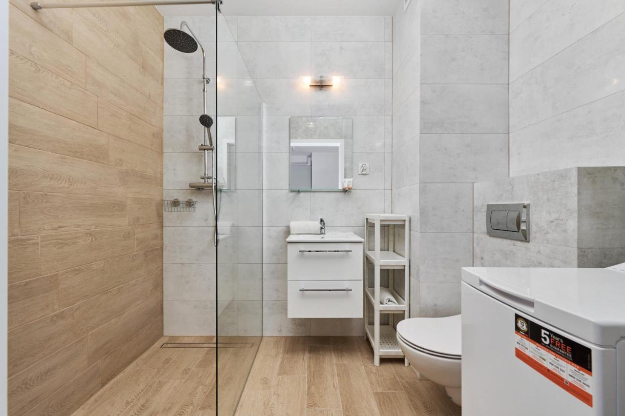 Drabika Apartment Balcony & Private Parking Wroclaw By Noclegi Renters ภายนอก รูปภาพ